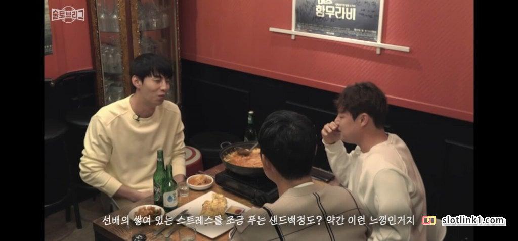 1785833920_3.jpg